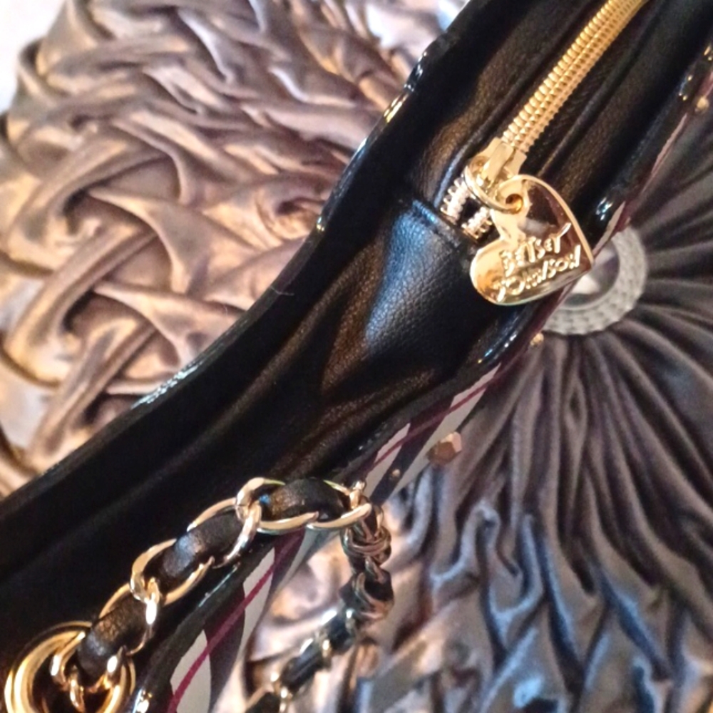 Betsey Johnson Hand Mirror Mini Bag - Picture 5 of 15
